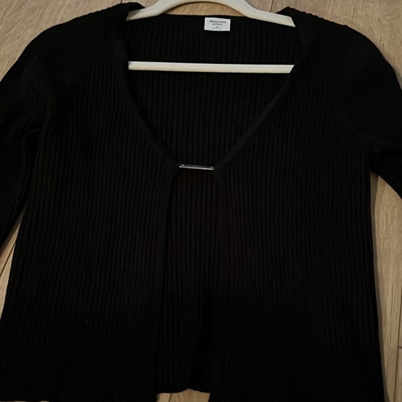 Abercrombie black cout sweater - Picture 2 of 2
